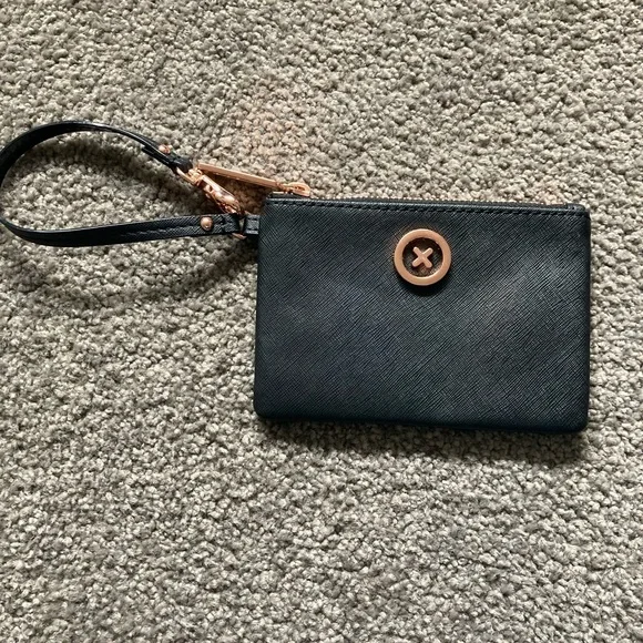 Black Mimco Wristlet New without tags - Picture 7 of 7